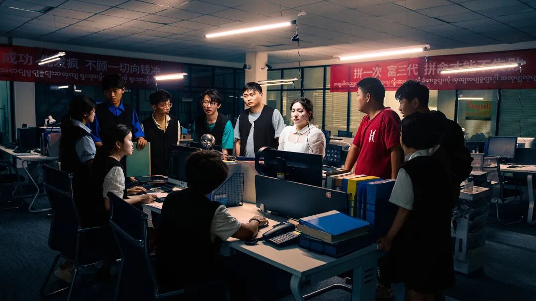 《血薪记：罪恶园区》Build.21504525 免安装中文学习版